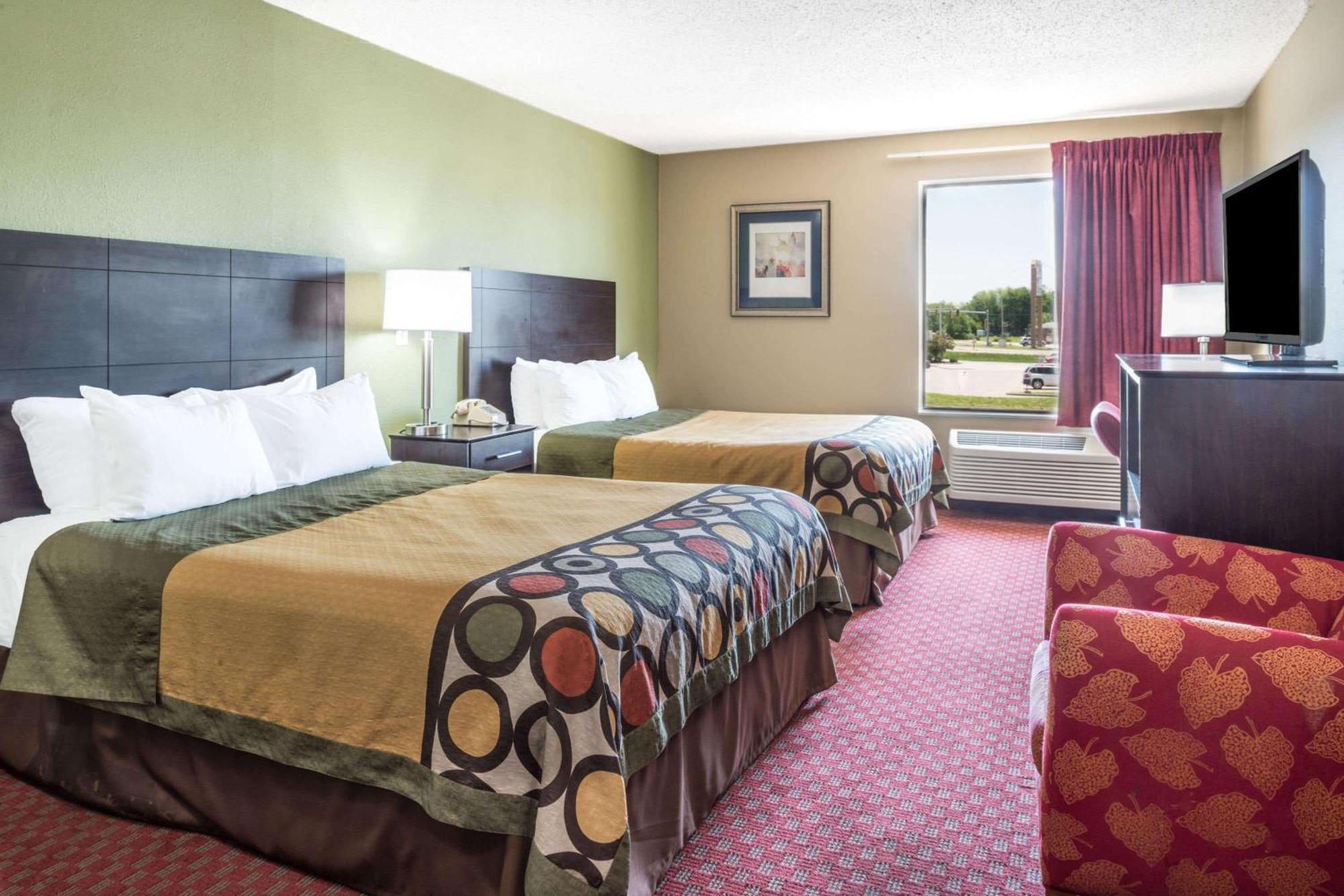 ซูเปอร์ 8 บาย วินด์แฮม ทรอย อิลลินอยส์/เซนต์หลุยส์ แอเรีย Hotel Troy ภายนอก รูปภาพ