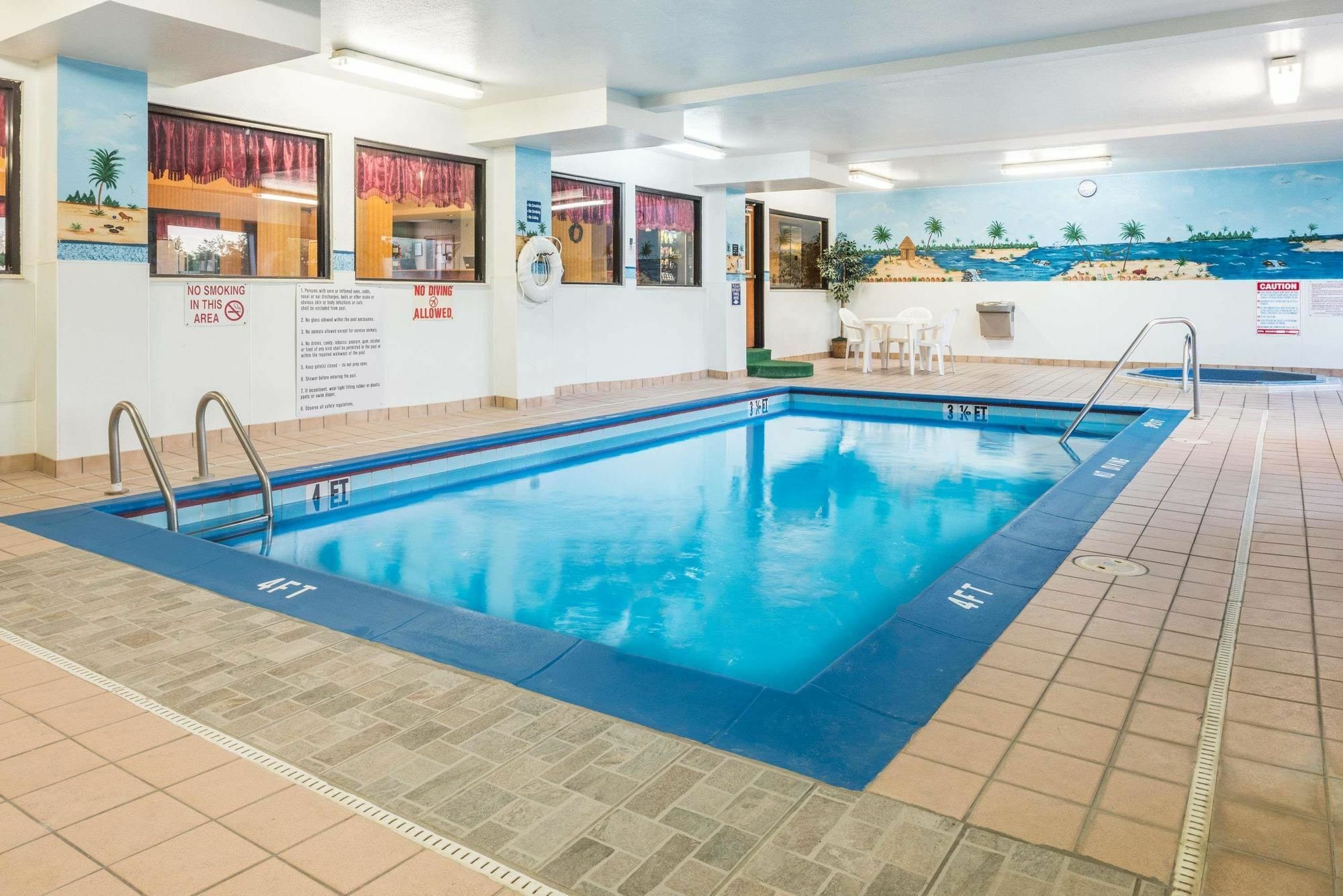ซูเปอร์ 8 บาย วินด์แฮม ทรอย อิลลินอยส์/เซนต์หลุยส์ แอเรีย Hotel Troy ภายนอก รูปภาพ
